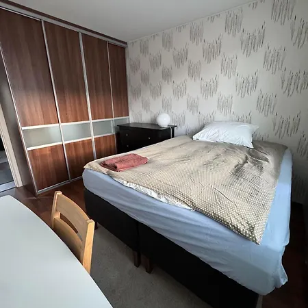 Apartamento Spacious, Bright 75 M2 Three-roomer In Center